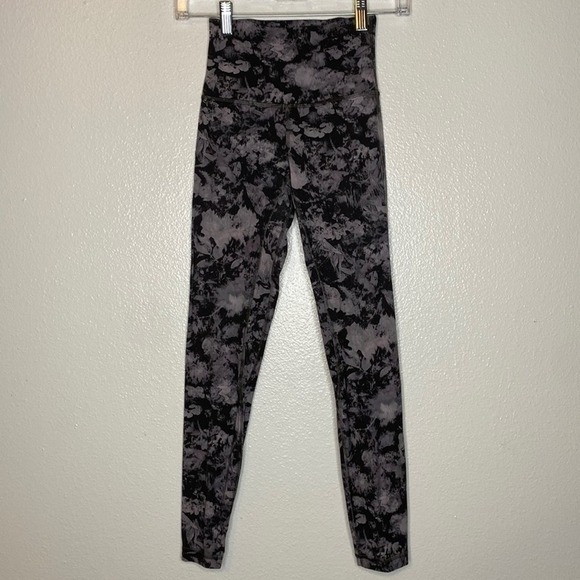 Lululemon Align Pant II 25" Floral Illusion Ice Grey Multi - Picture 4 of 14